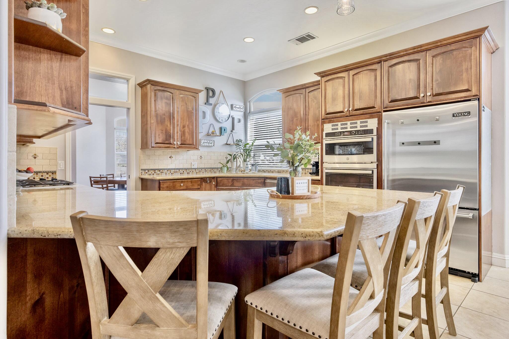 612 S Quail, Exeter, CA 93221