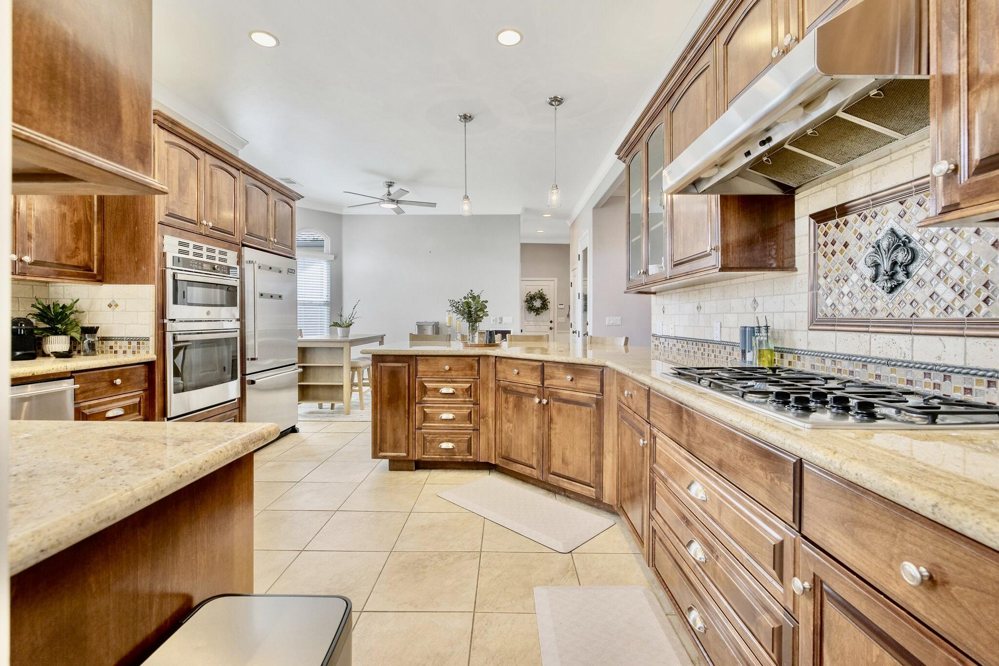 612 S Quail, Exeter, CA 93221