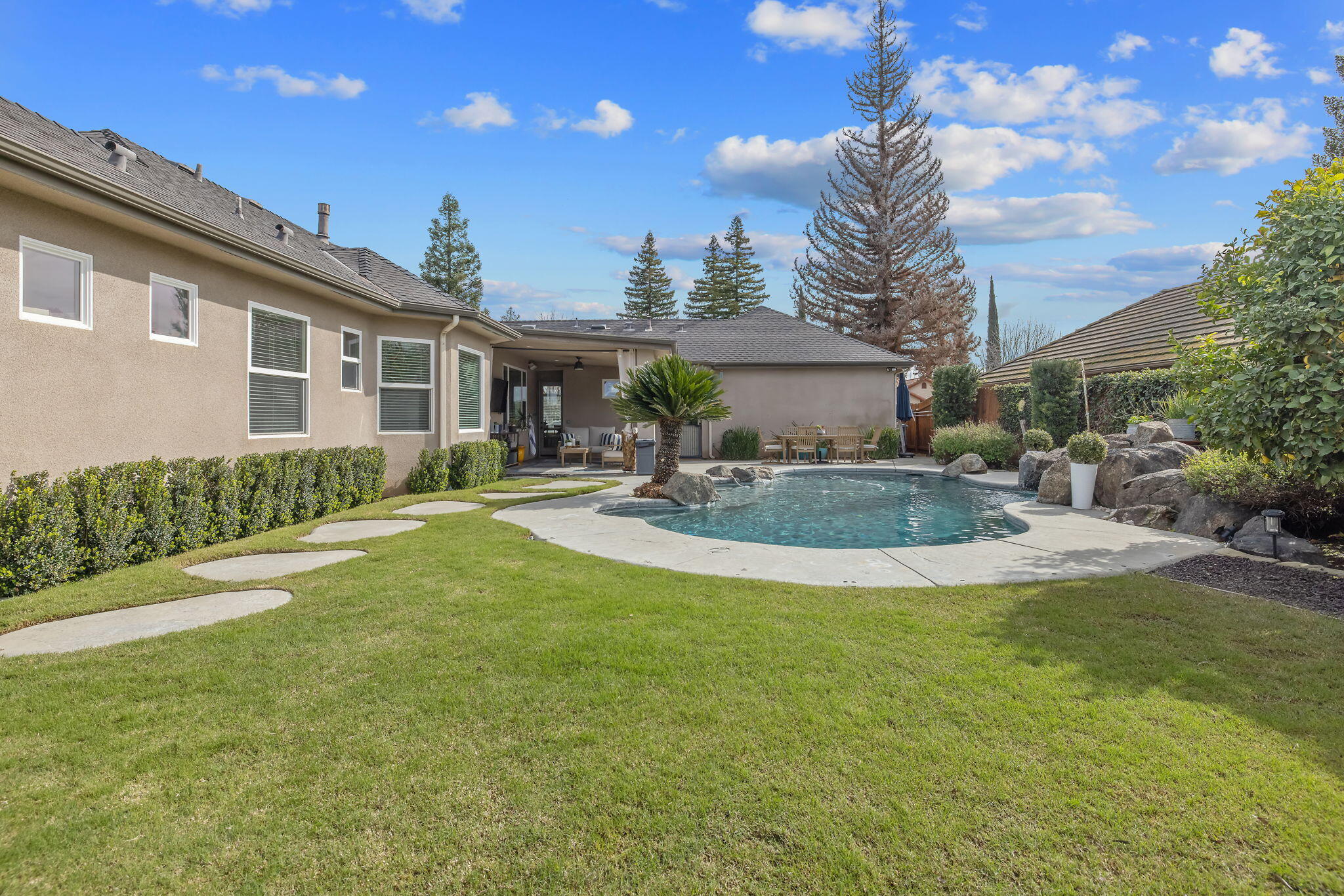 612 S Quail, Exeter, CA 93221