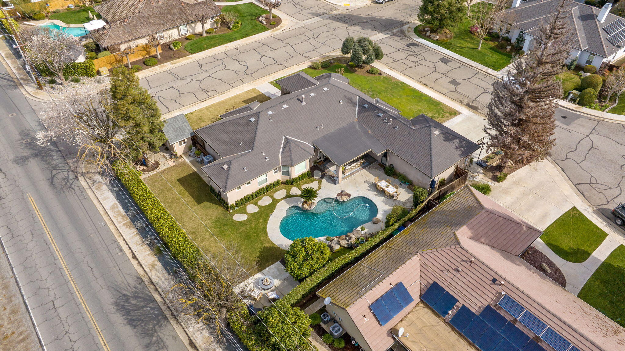 612 S Quail, Exeter, CA 93221