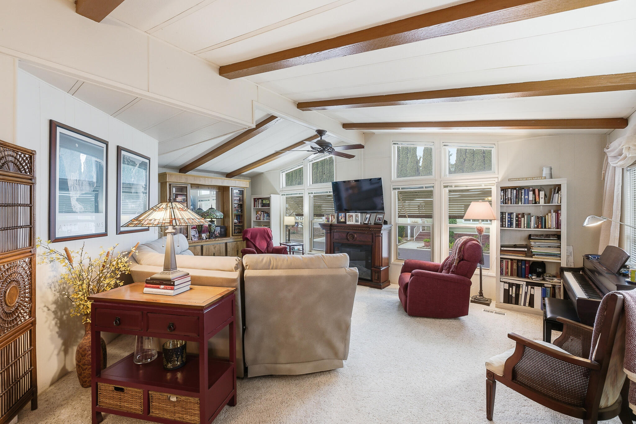 2627 W Midvalley Ave, Visalia, CA 93277