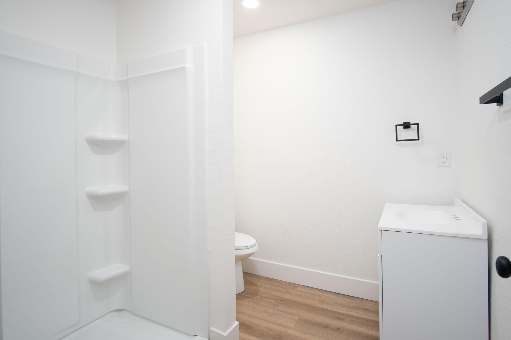 35320 Tule River Dr, Springville, CA 93265