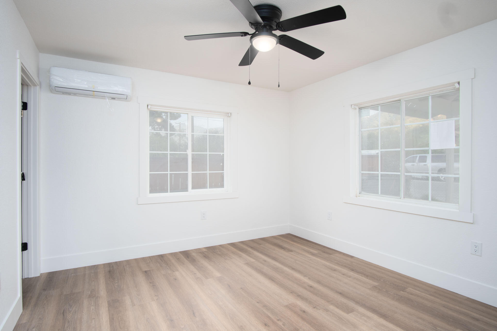 35320 Tule River Dr, Springville, CA 93265