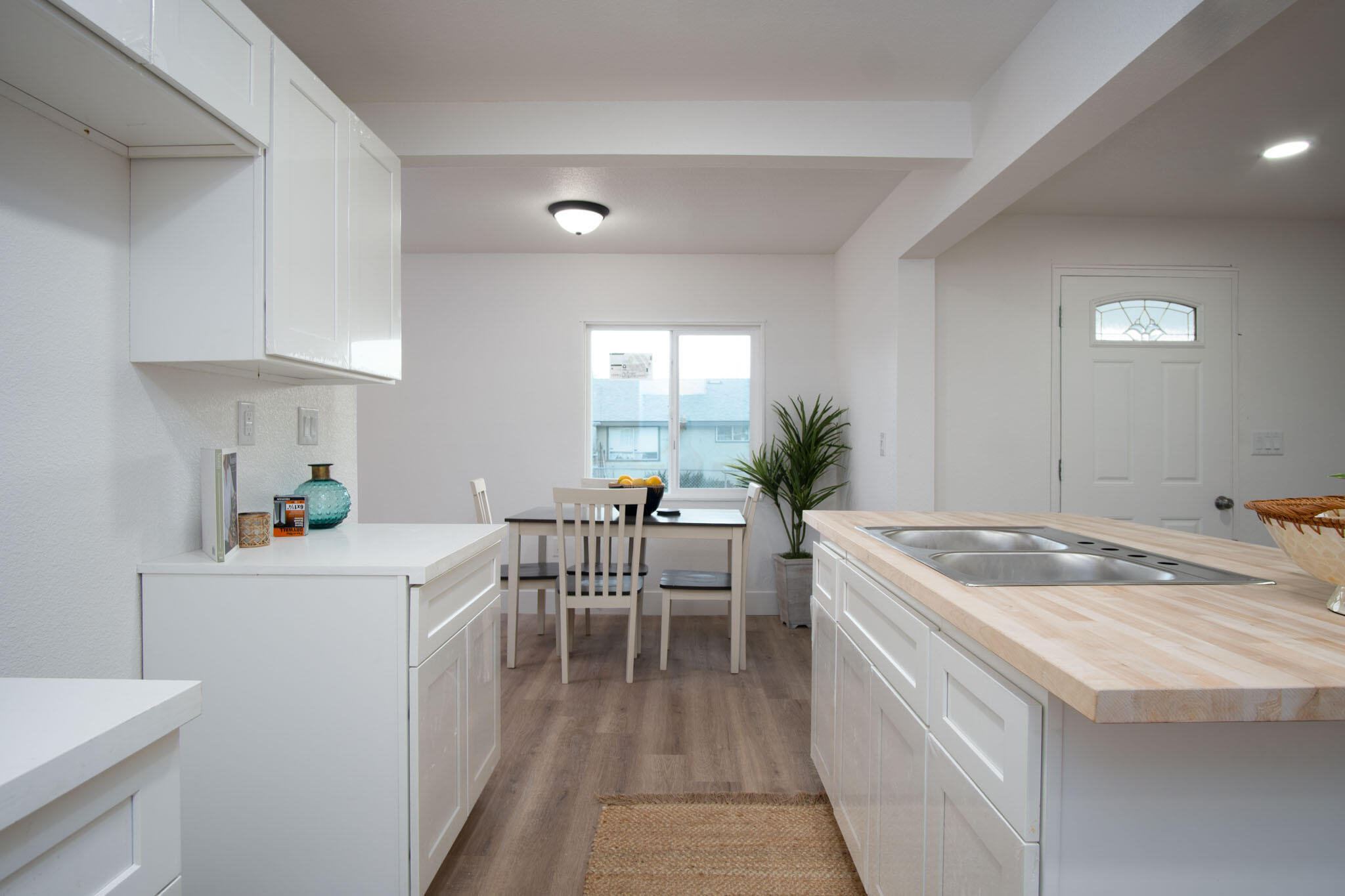 35320 Tule River Dr, Springville, CA 93265