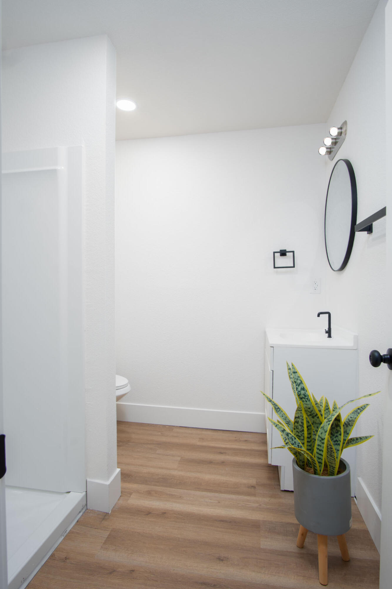 35320 Tule River Dr, Springville, CA 93265