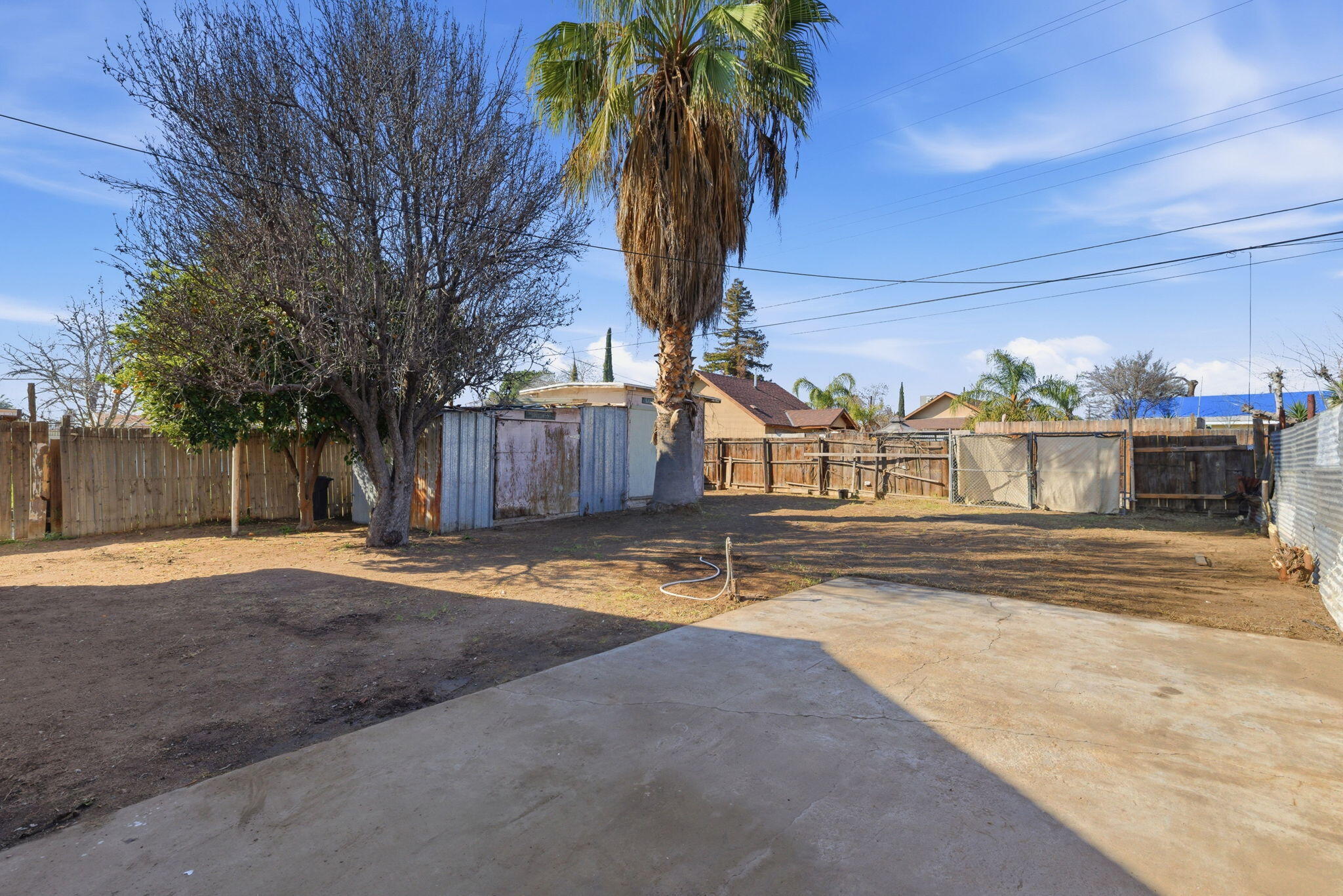 216 Decatur St, Bakersfield, CA 93308