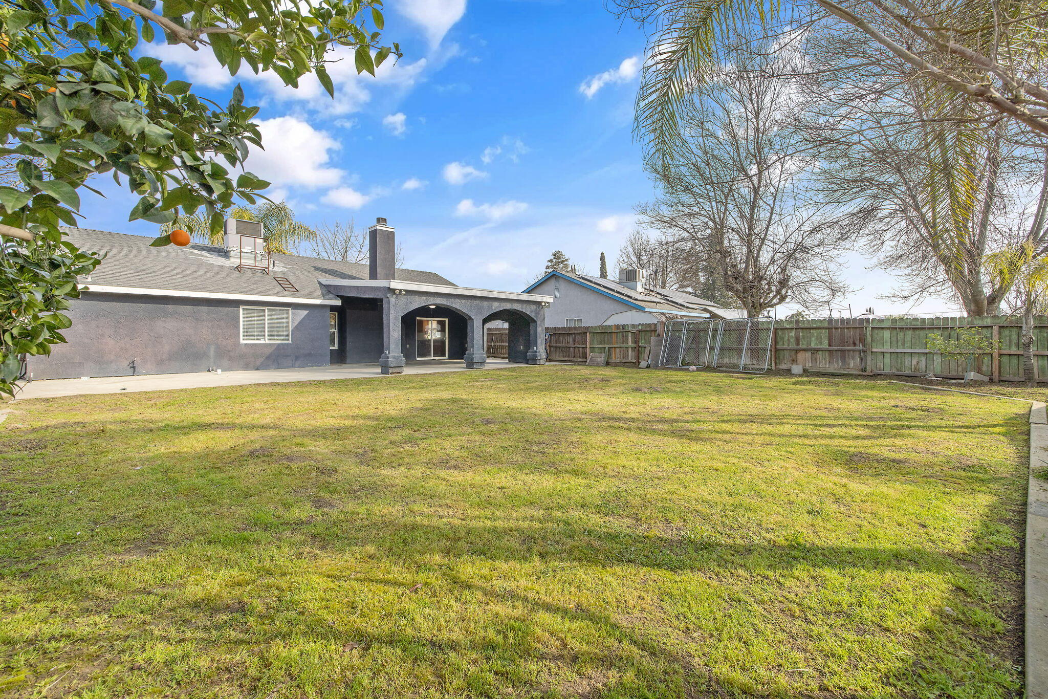 741 Bender Ct, Tulare, CA 93274