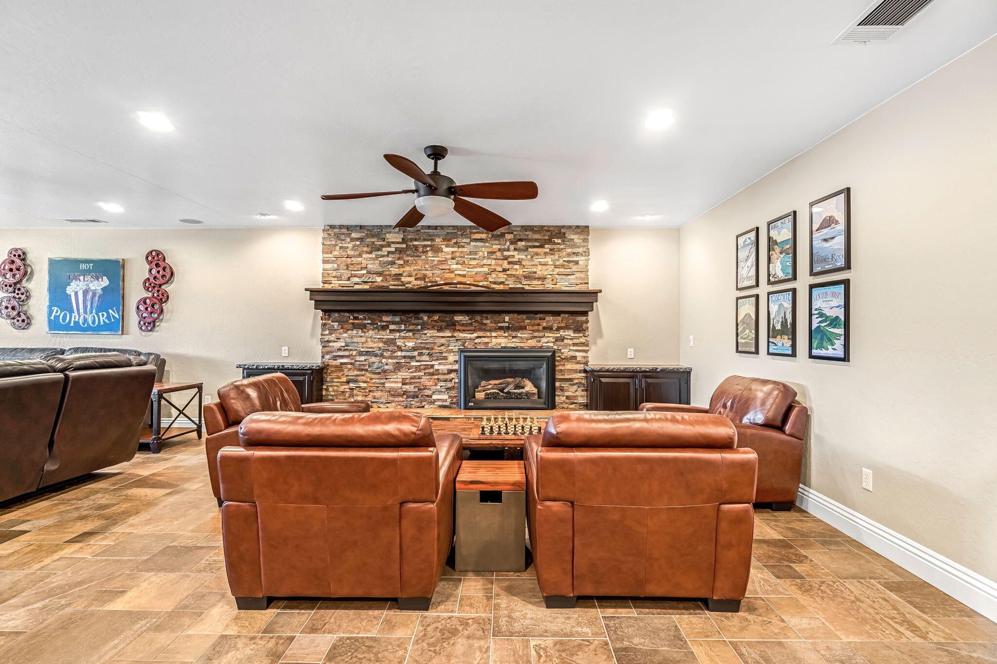 505 Ash St, Lemoore, CA 93245