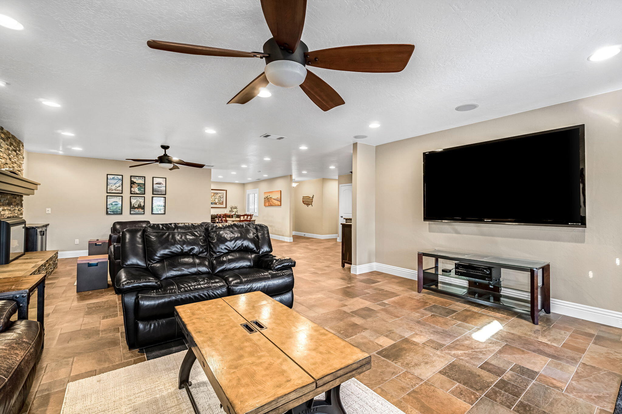 505 Ash St, Lemoore, CA 93245