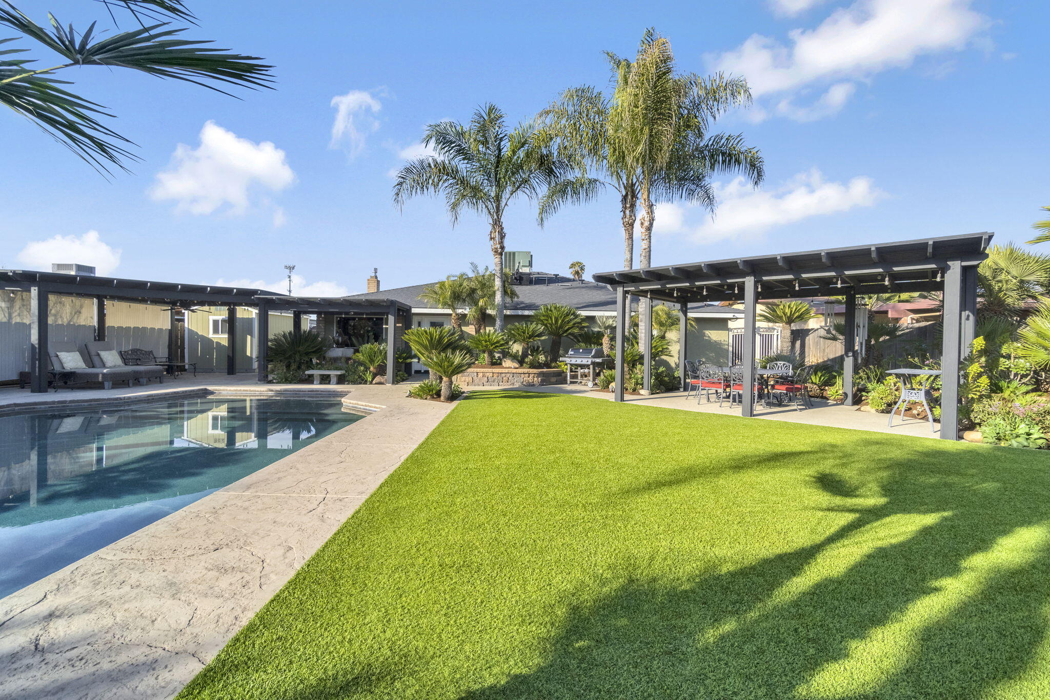 505 Ash St, Lemoore, CA 93245