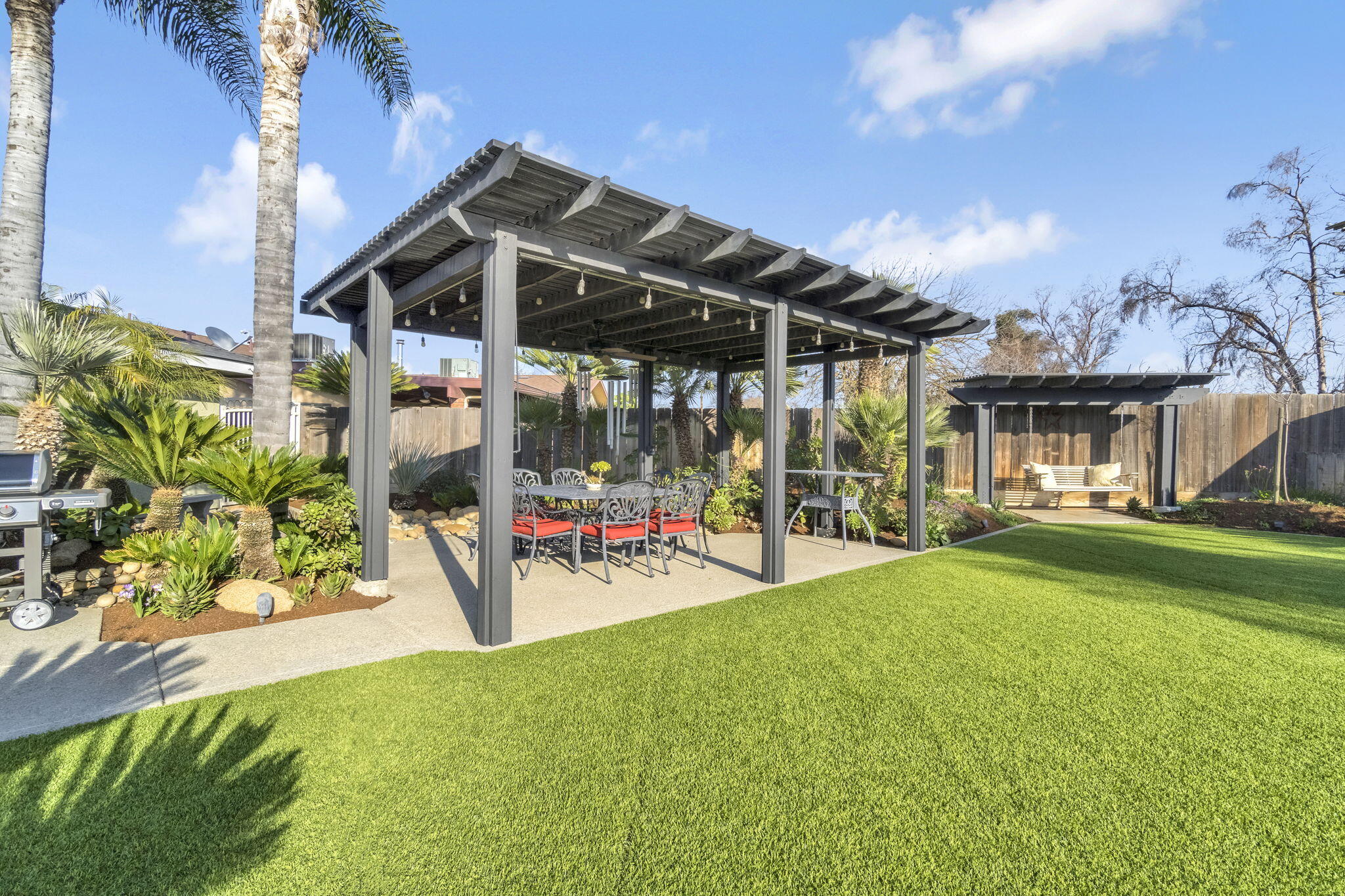 505 Ash St, Lemoore, CA 93245