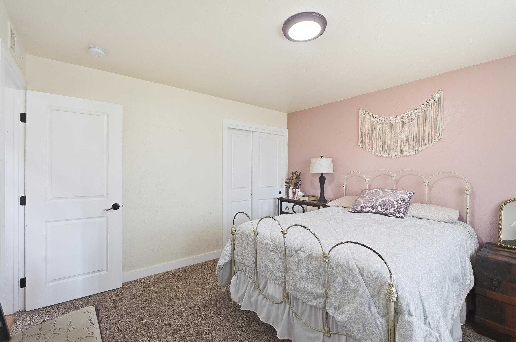 2808 W Tulare Ave, Visalia, CA 93277