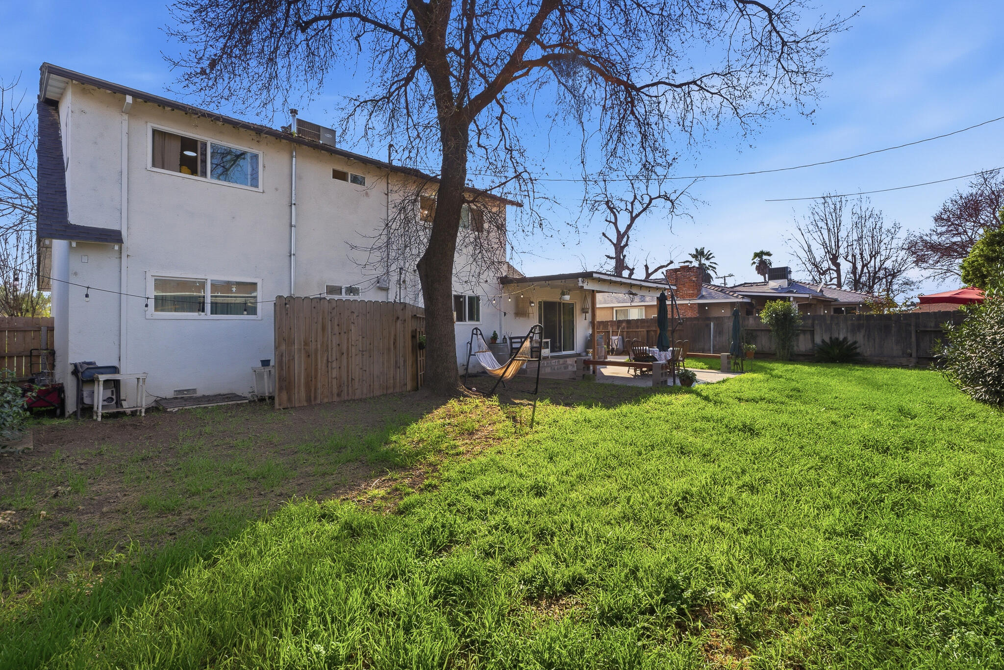2808 W Tulare Ave, Visalia, CA 93277
