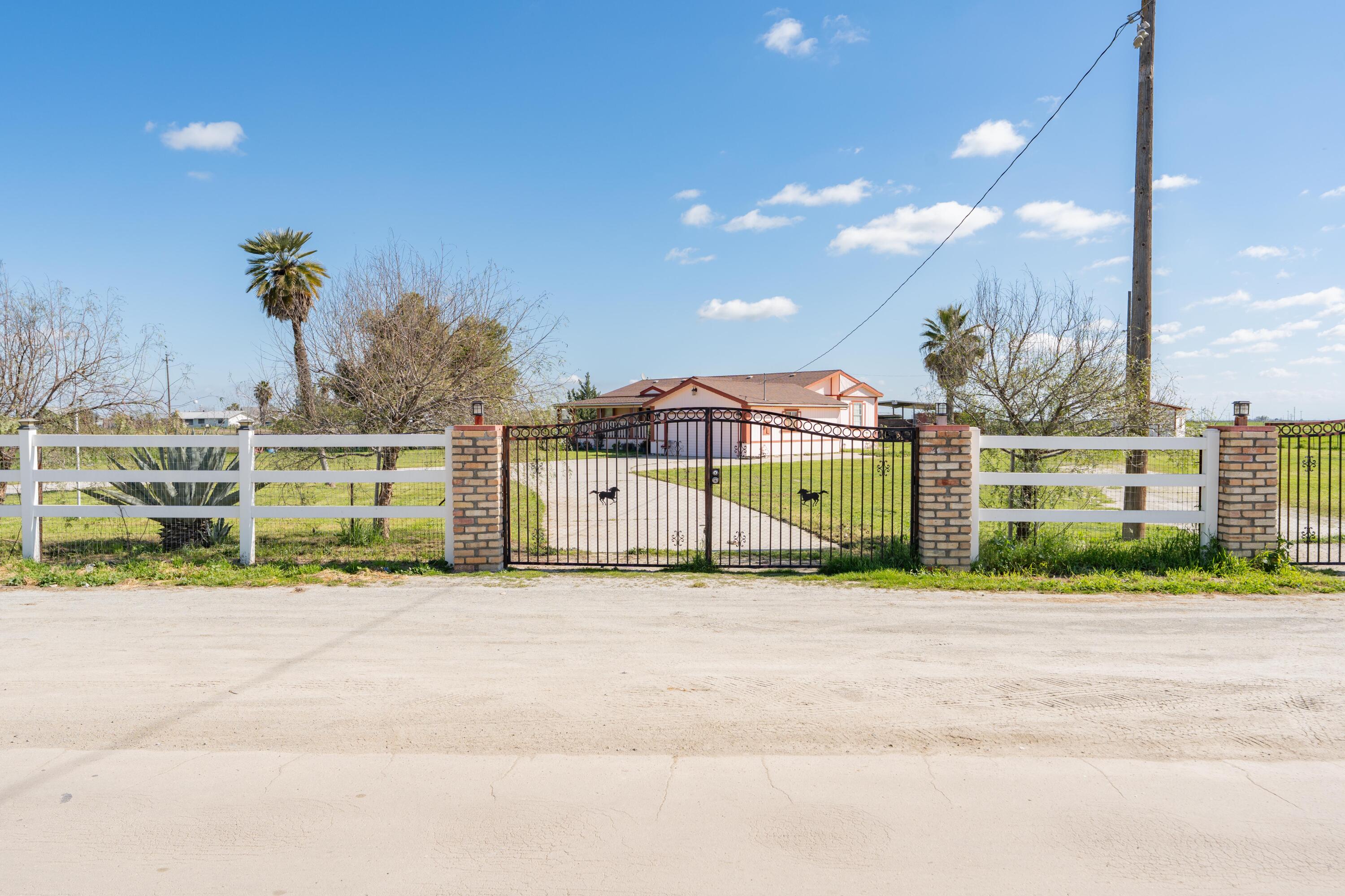 4962 Rd 42, Alpaugh, CA 93201