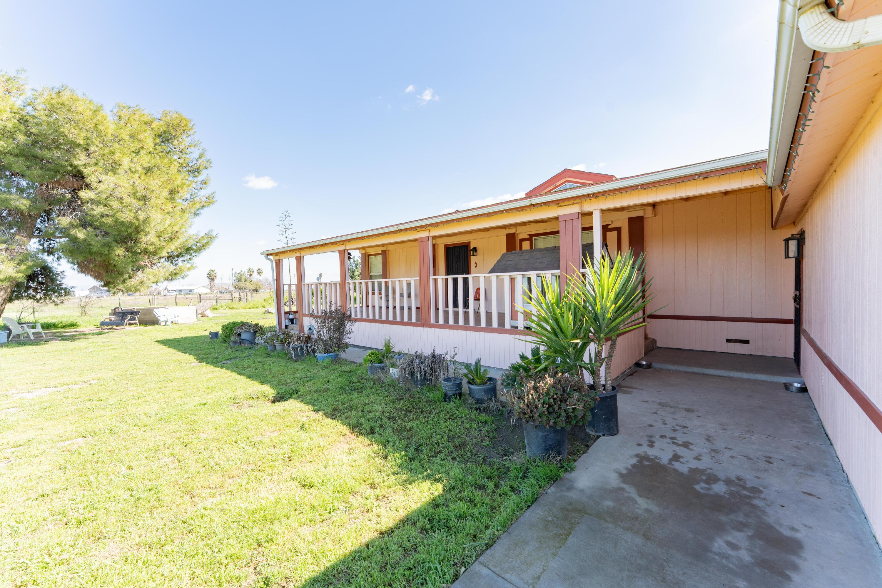 4962 Rd 42, Alpaugh, CA 93201