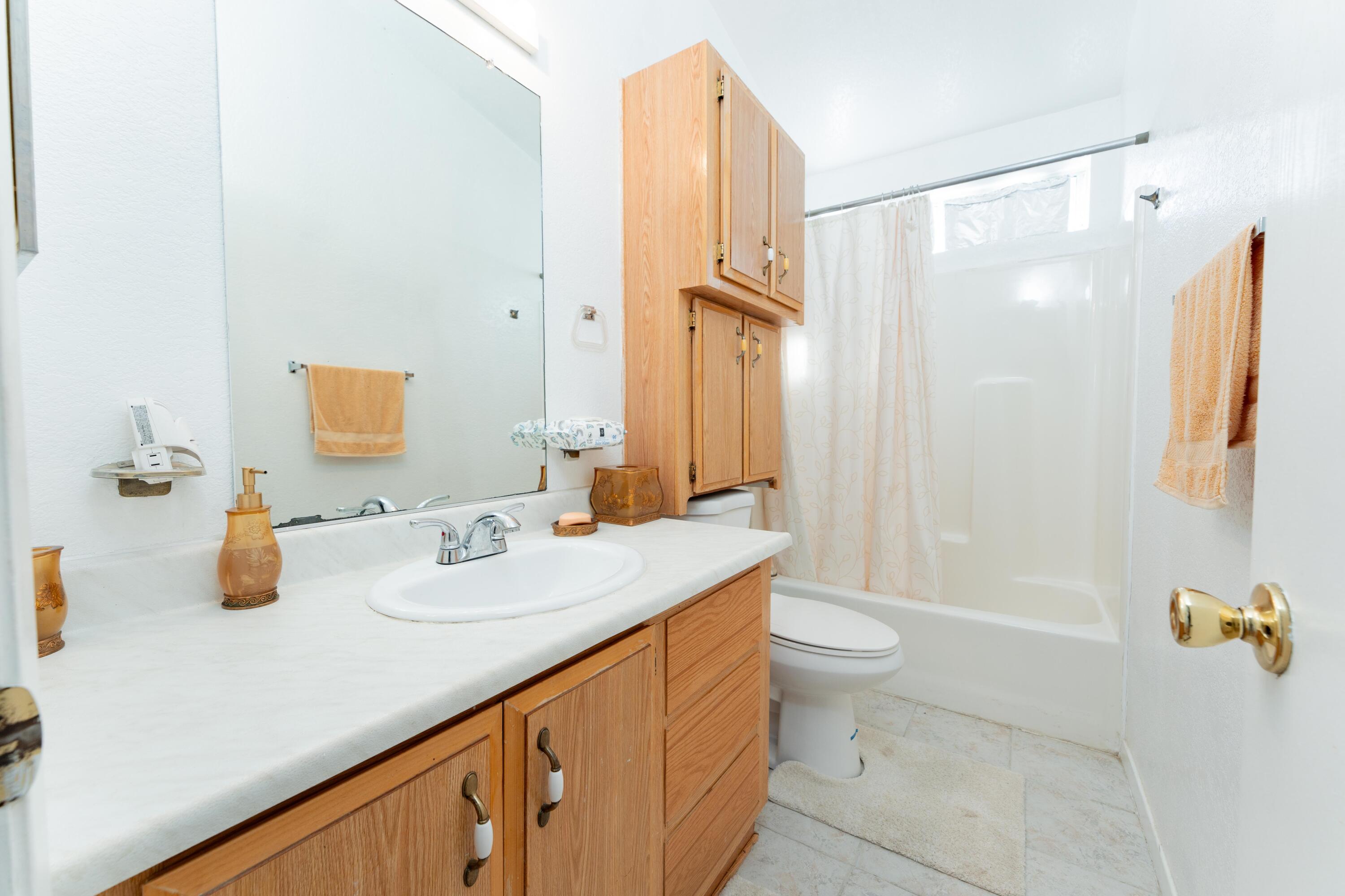 4962 Rd 42, Alpaugh, CA 93201