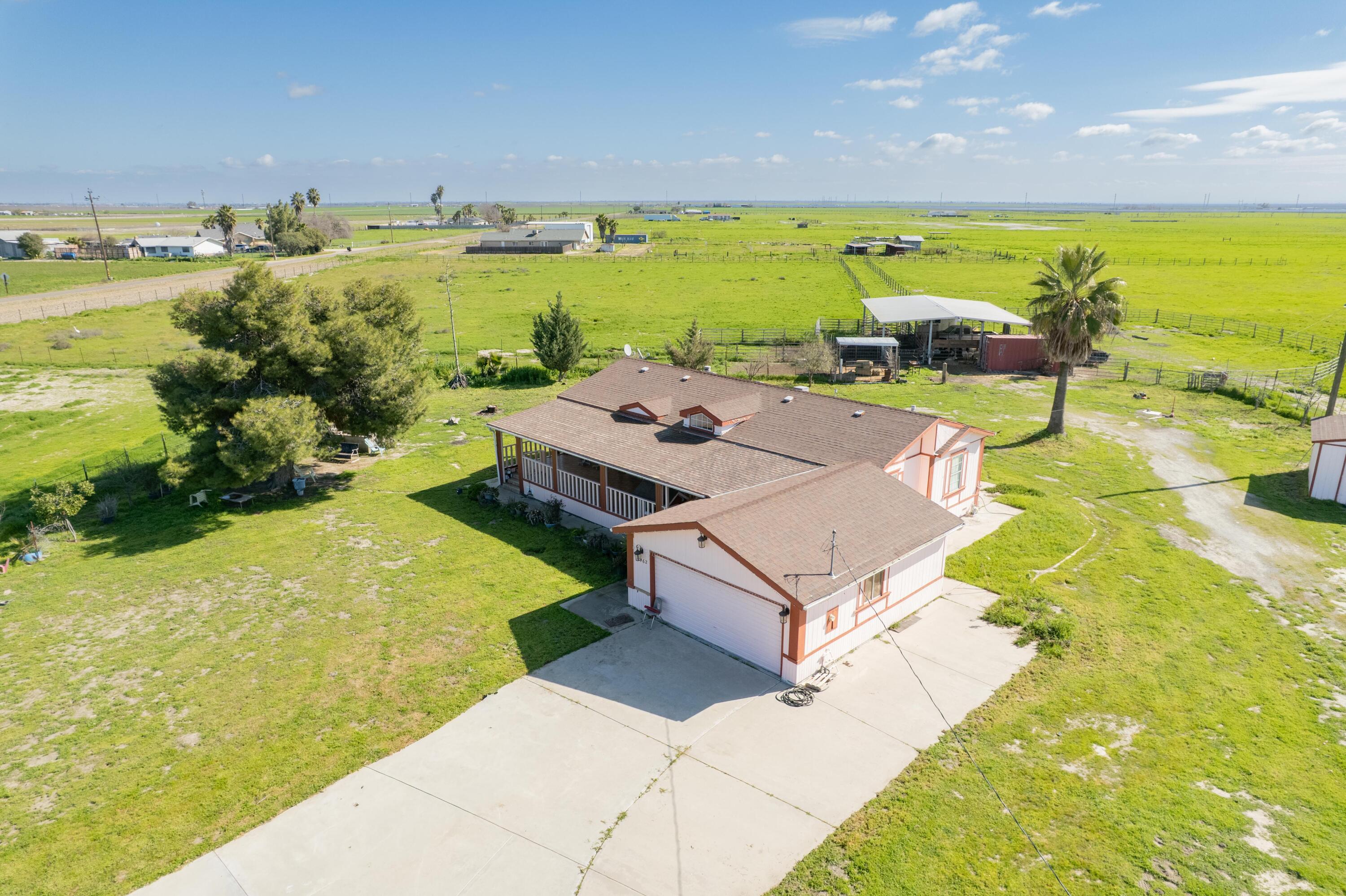 4962 Rd 42, Alpaugh, CA 93201