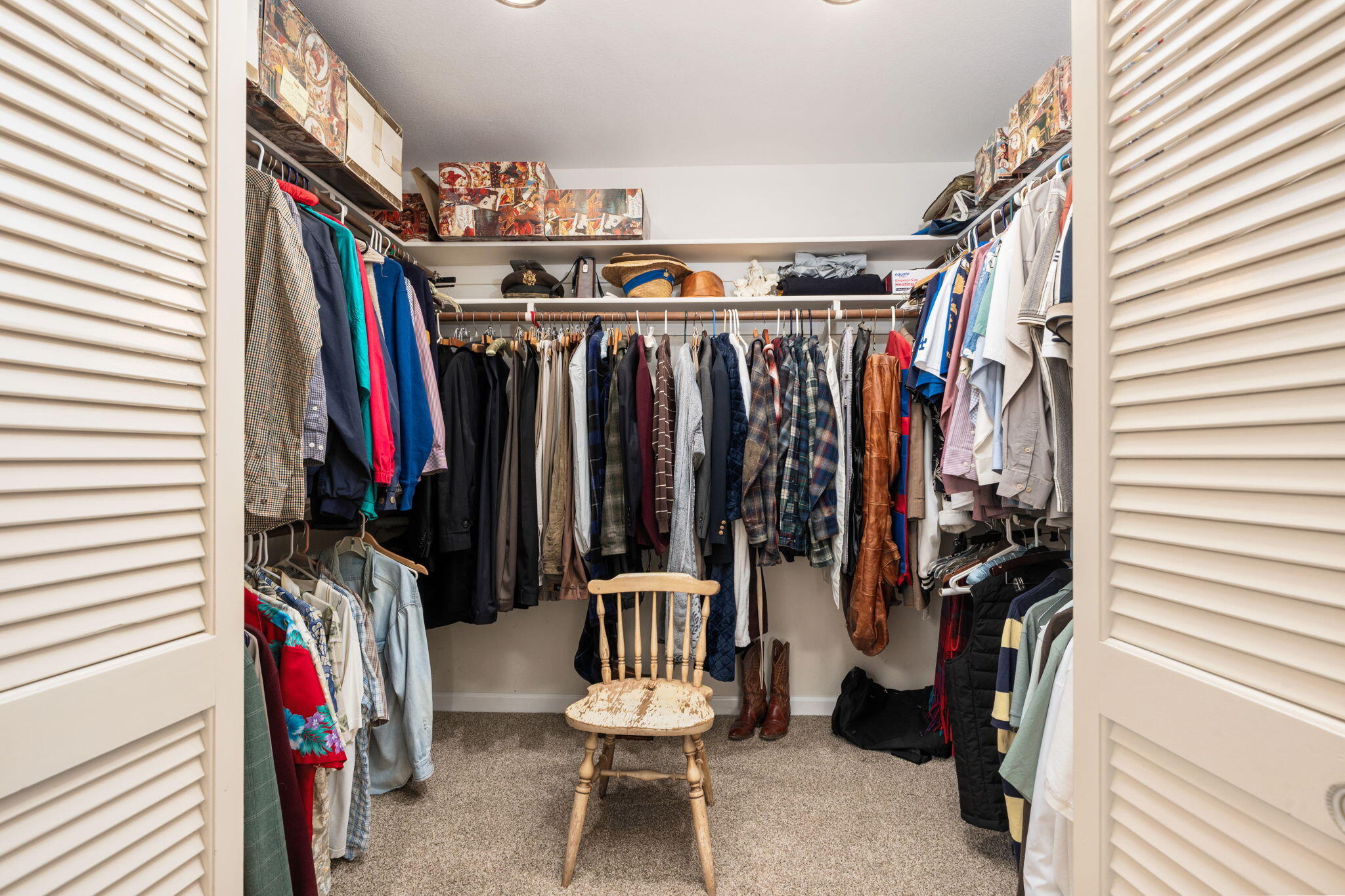 1113 N Manor Dr, Tulare, CA 93274