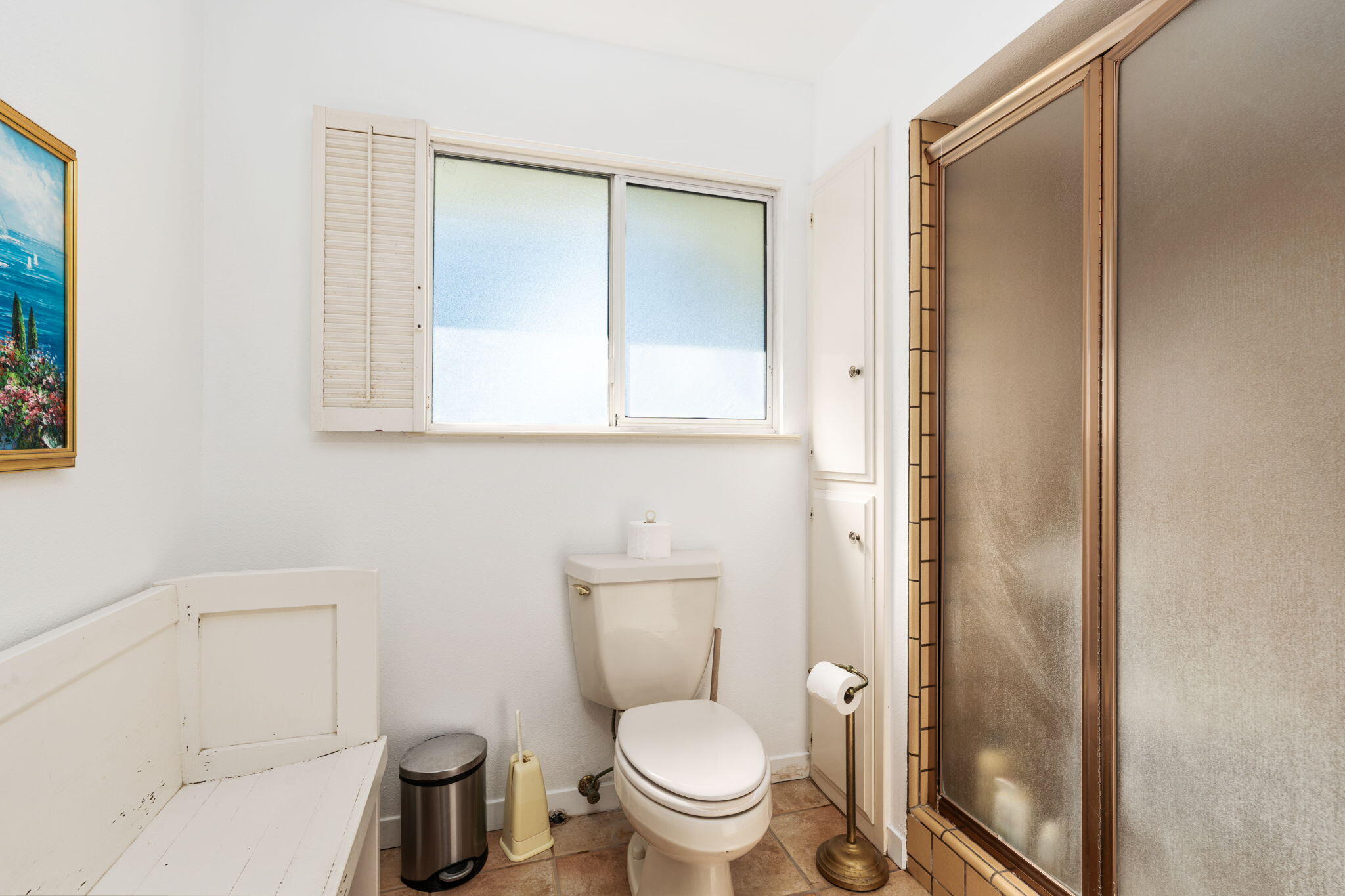 1113 N Manor Dr, Tulare, CA 93274