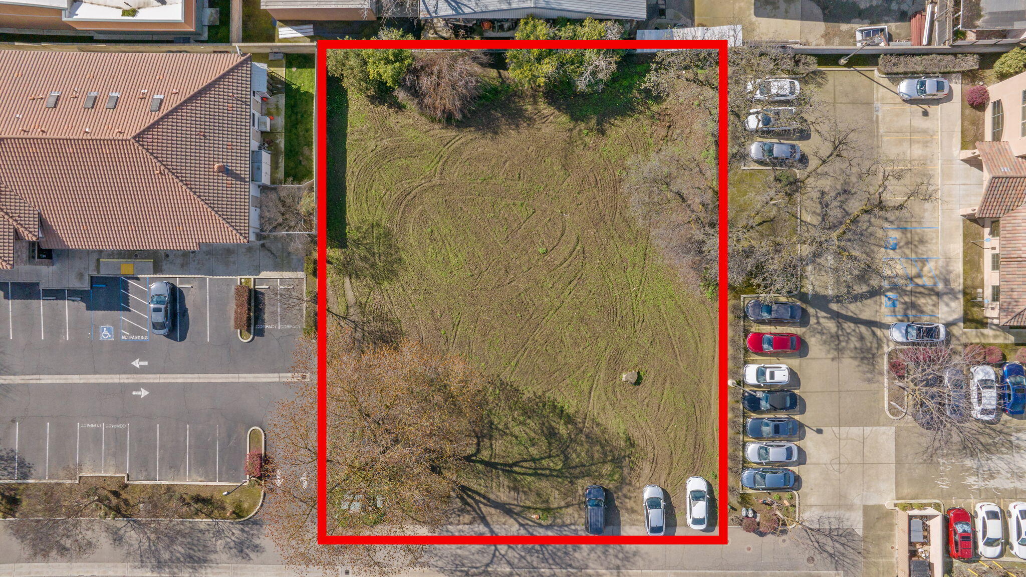 4242 W Mineral King Ave, Visalia, CA 93291