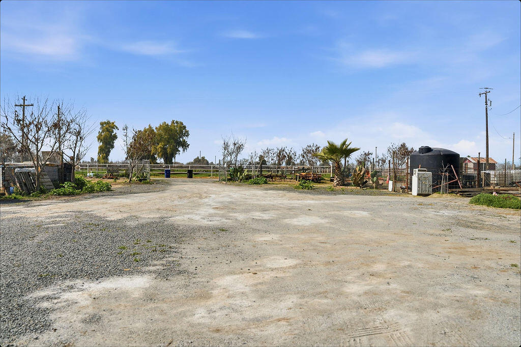 5520 Road 42, Alpaugh, CA 93201