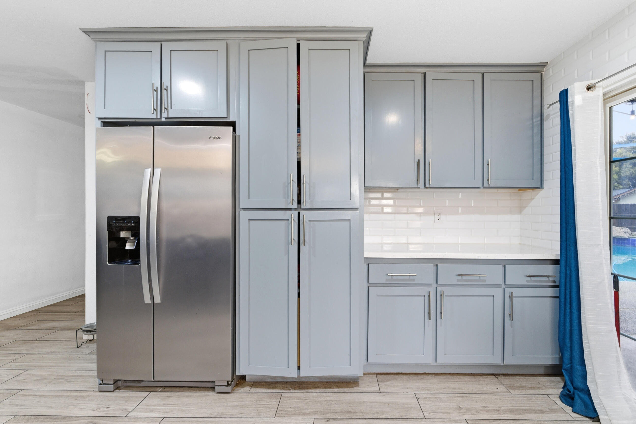 1582 E Ben Franklin Ave, Tulare, CA 93274