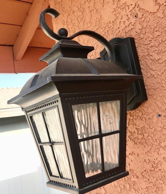 943 W Vassar Ave, Visalia, CA 93277