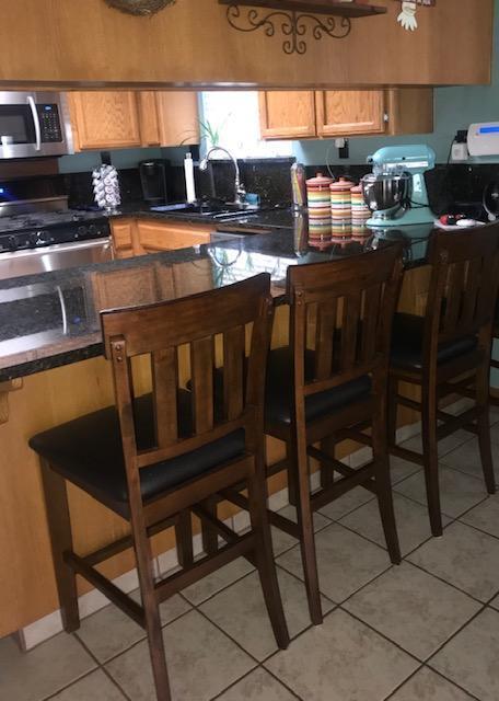 943 W Vassar Ave, Visalia, CA 93277