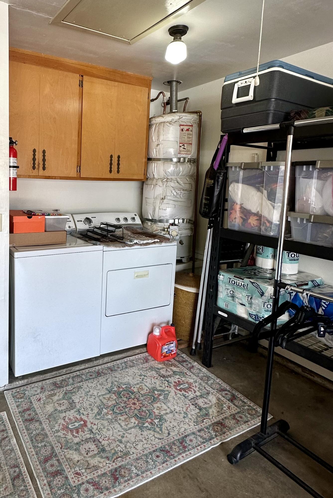 943 W Vassar Ave, Visalia, CA 93277