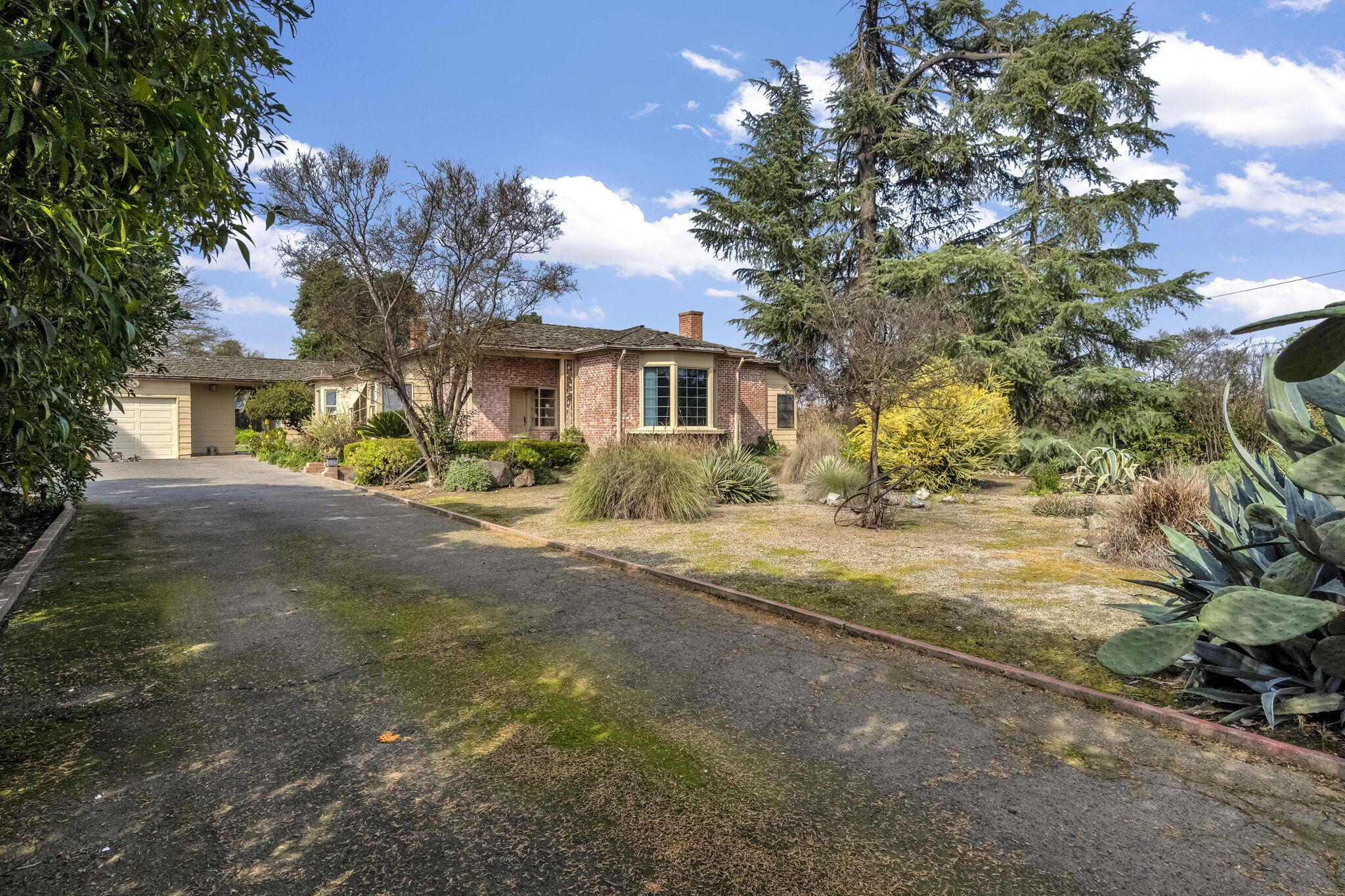 38931 Road 80, Dinuba, CA 93618