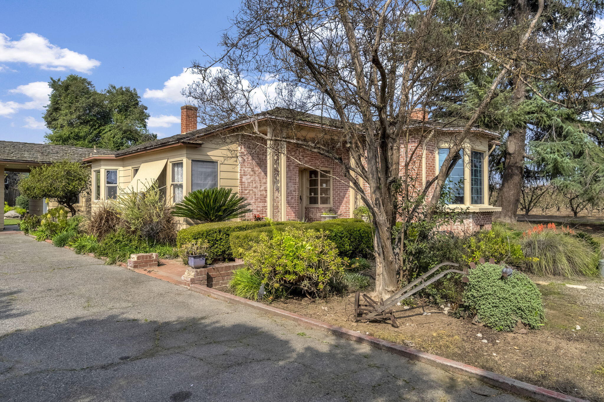 38931 Road 80, Dinuba, CA 93618