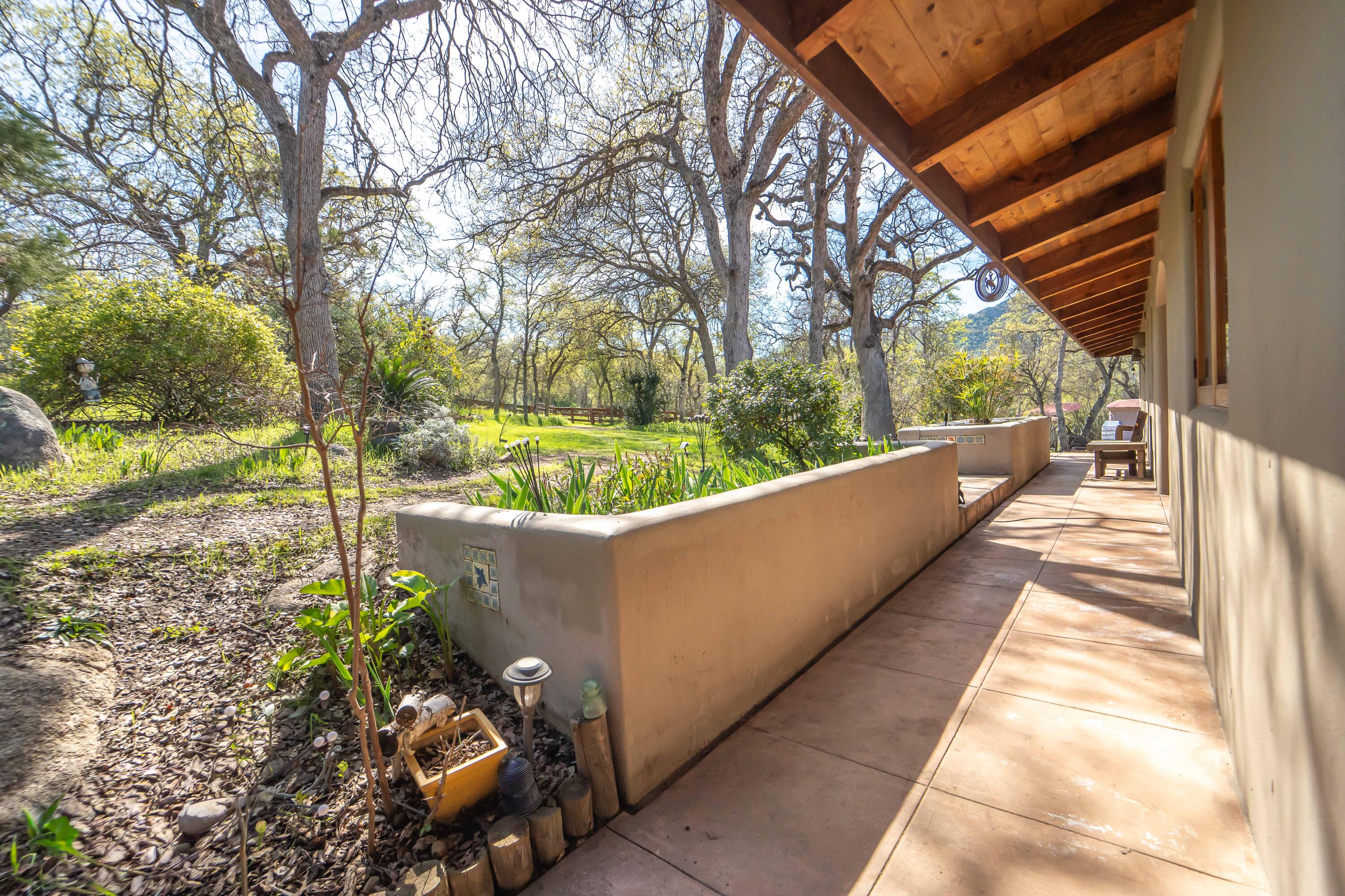 44294 Sequoia Oaks Dr, Three Rivers, CA 93271