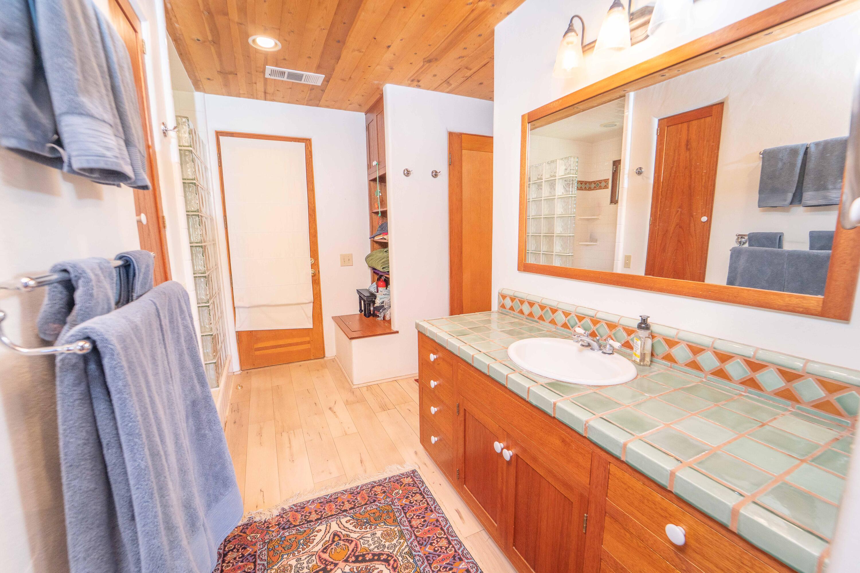 44294 Sequoia Oaks Dr, Three Rivers, CA 93271