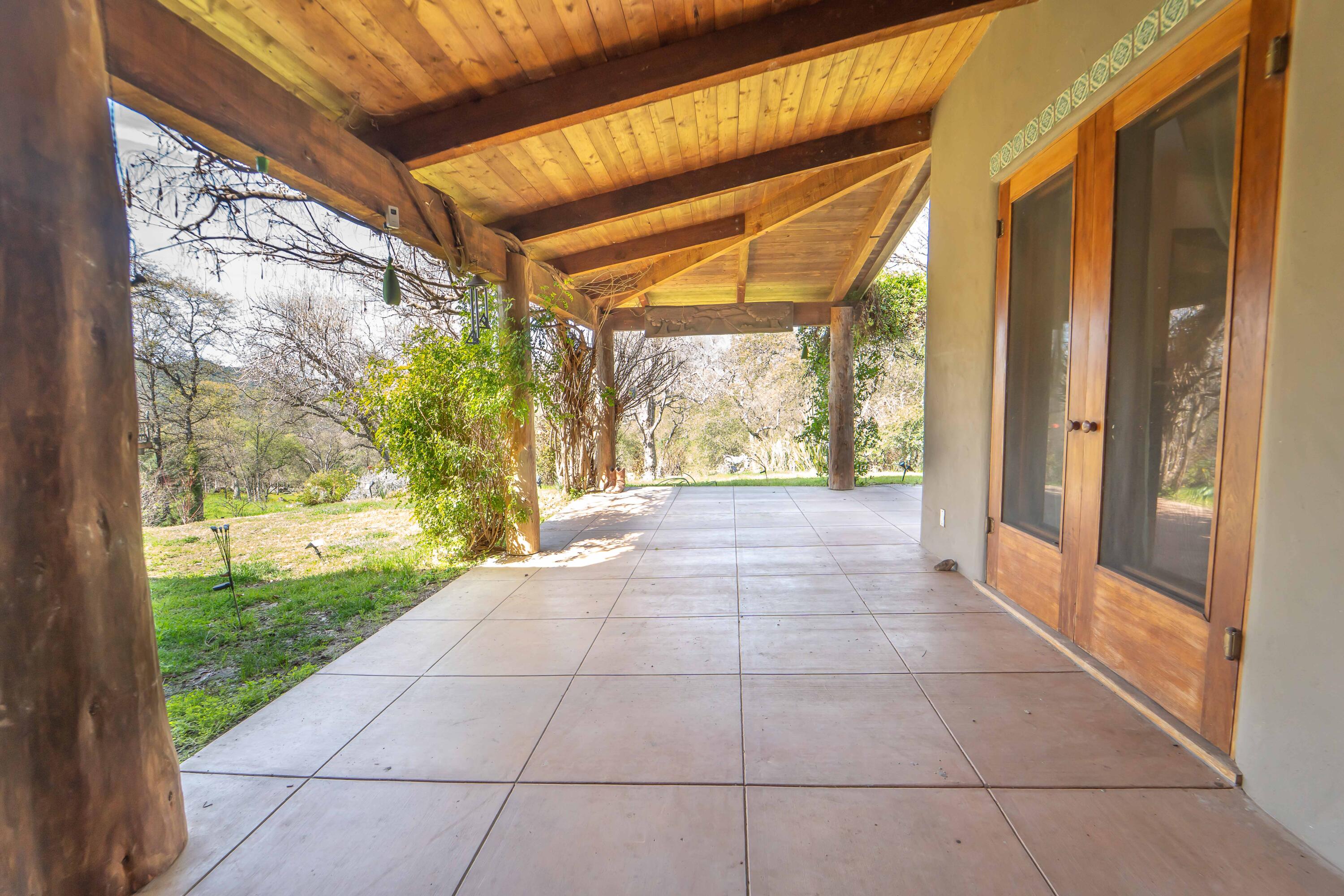 44294 Sequoia Oaks Dr, Three Rivers, CA 93271