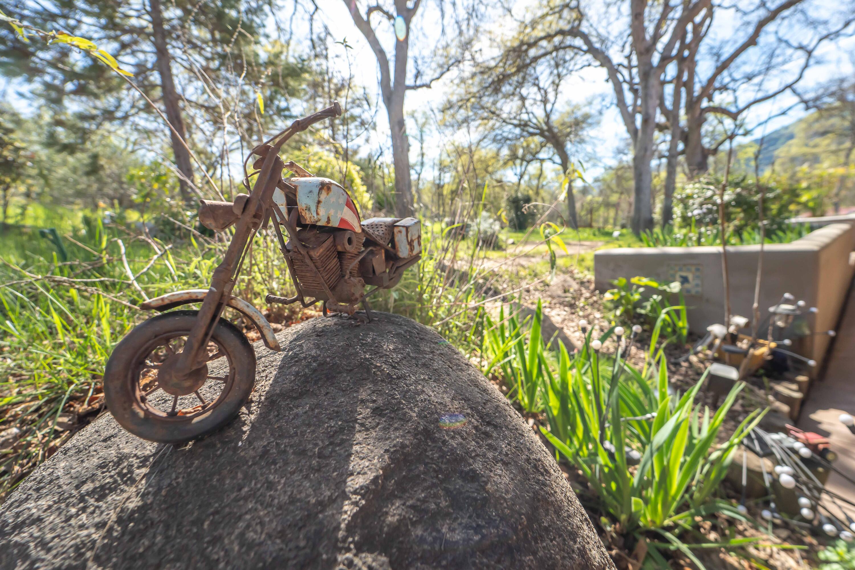 44294 Sequoia Oaks Dr, Three Rivers, CA 93271