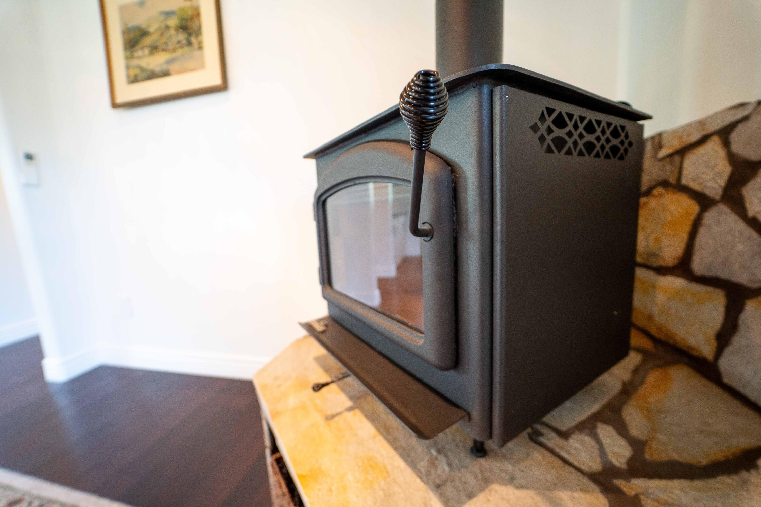 44294 Sequoia Oaks Dr, Three Rivers, CA 93271