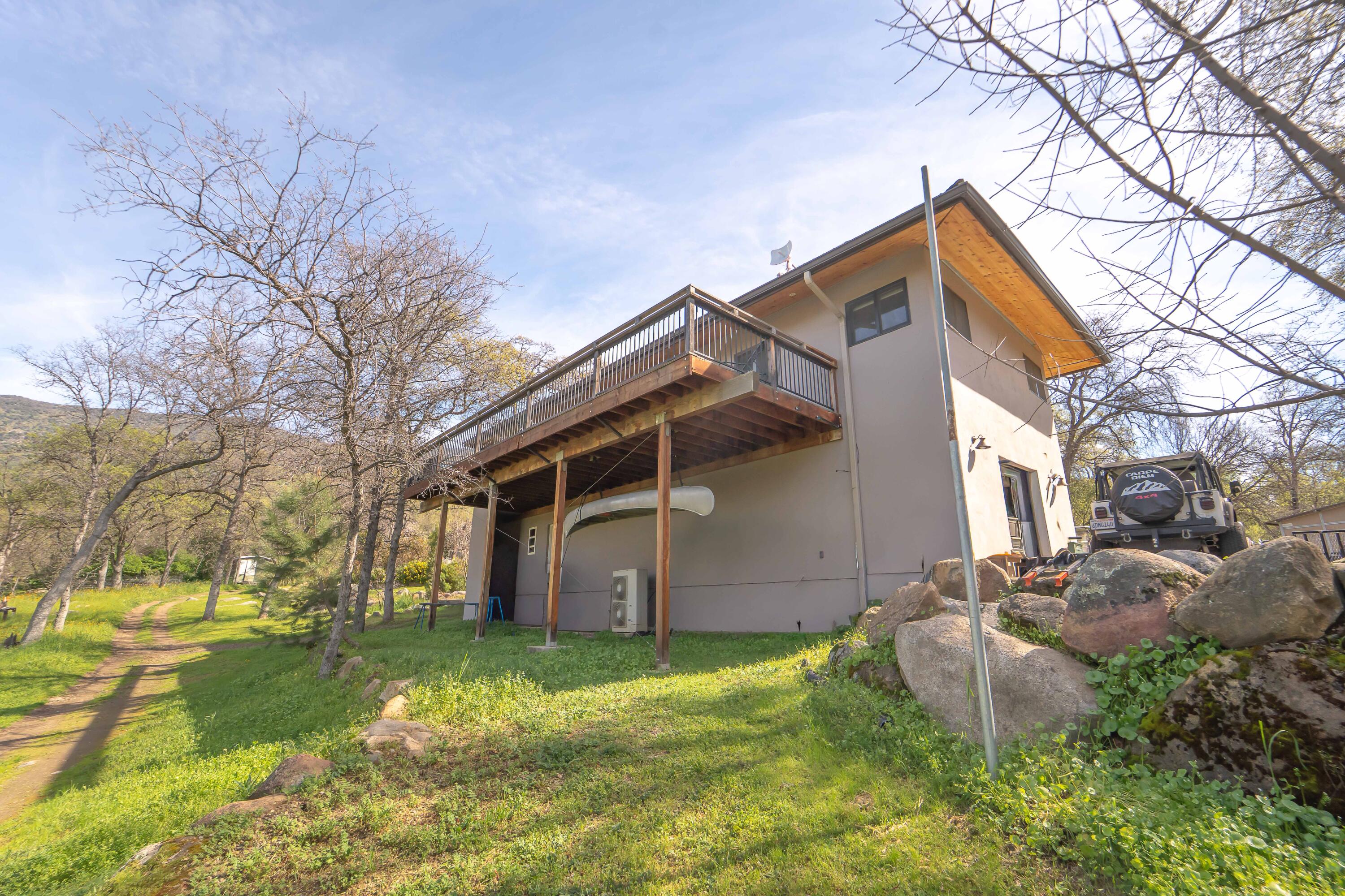 44294 Sequoia Oaks Dr, Three Rivers, CA 93271