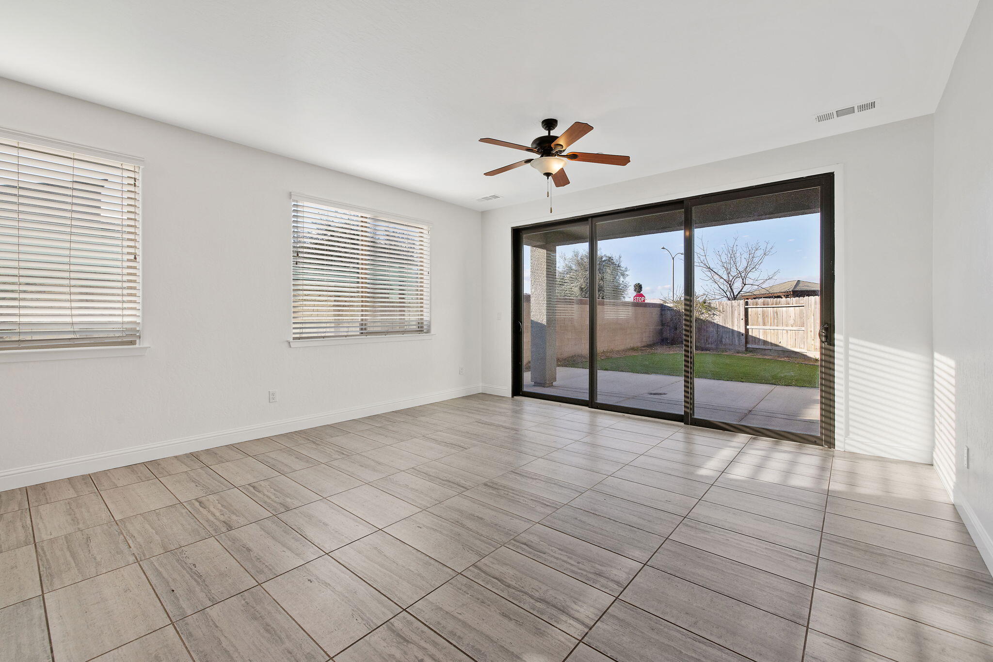 4411 S Ernest St, Visalia, CA 93277