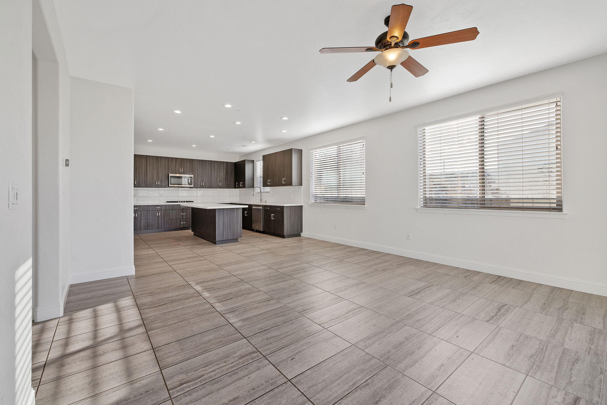 4411 S Ernest St, Visalia, CA 93277