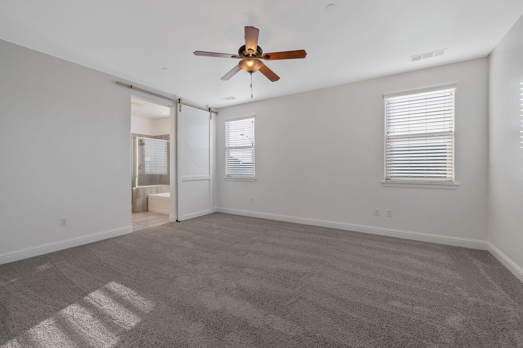 4411 S Ernest St, Visalia, CA 93277