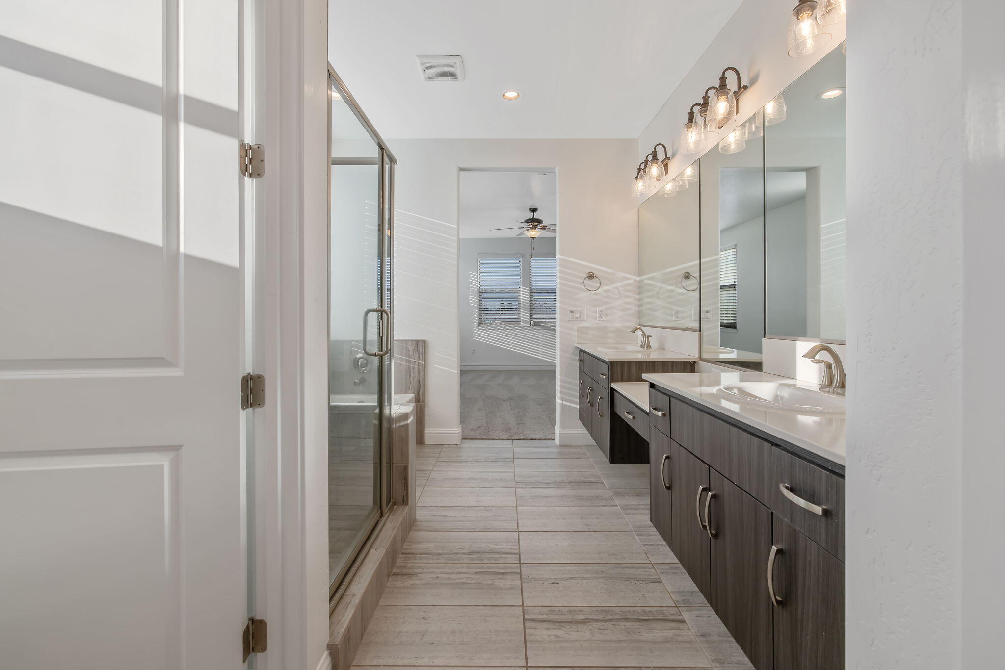 4411 S Ernest St, Visalia, CA 93277