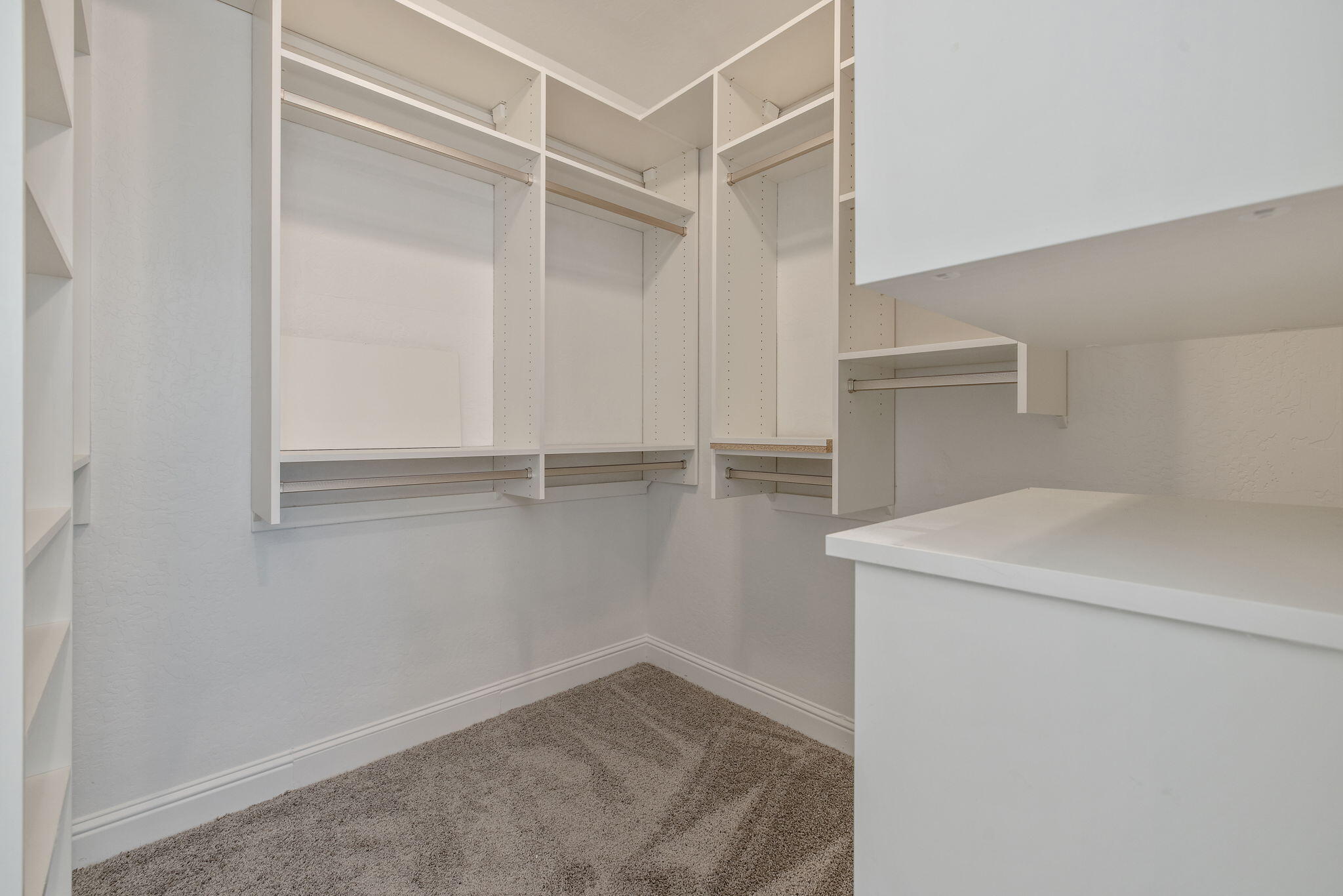 4411 S Ernest St, Visalia, CA 93277