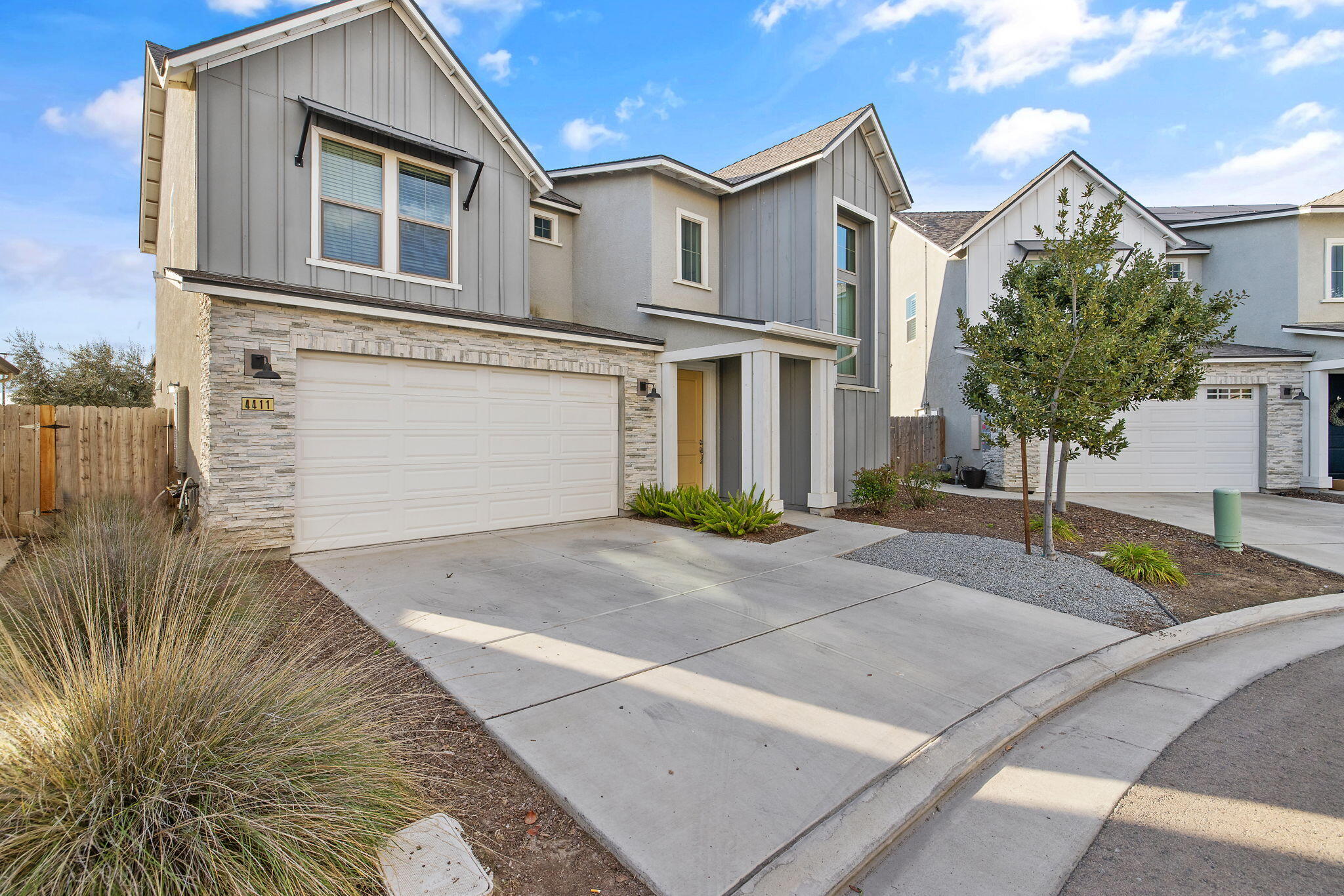 4411 S Ernest St, Visalia, CA 93277