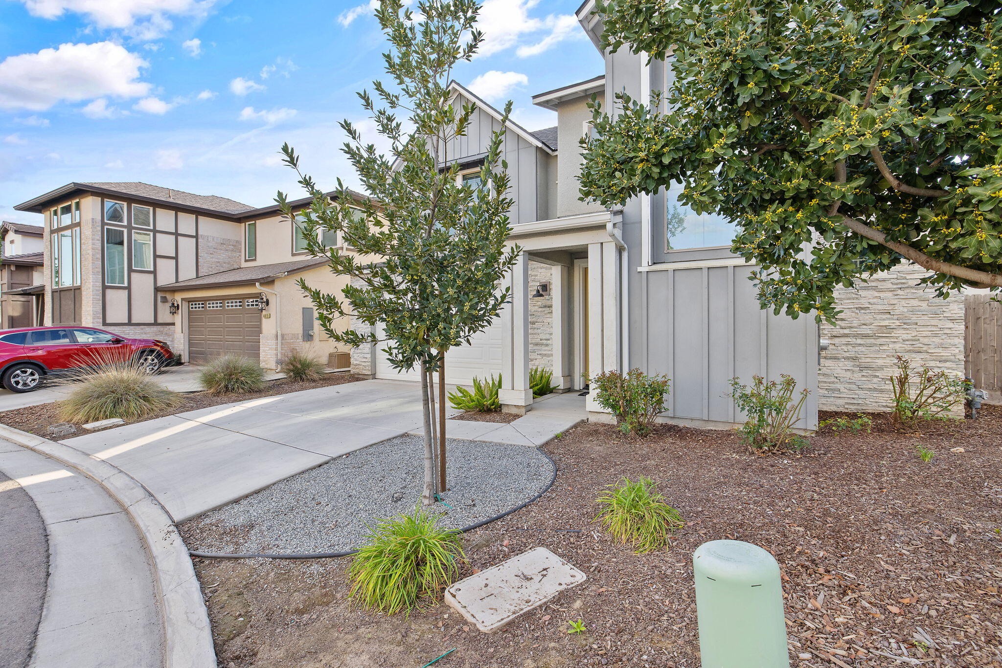 4411 S Ernest St, Visalia, CA 93277