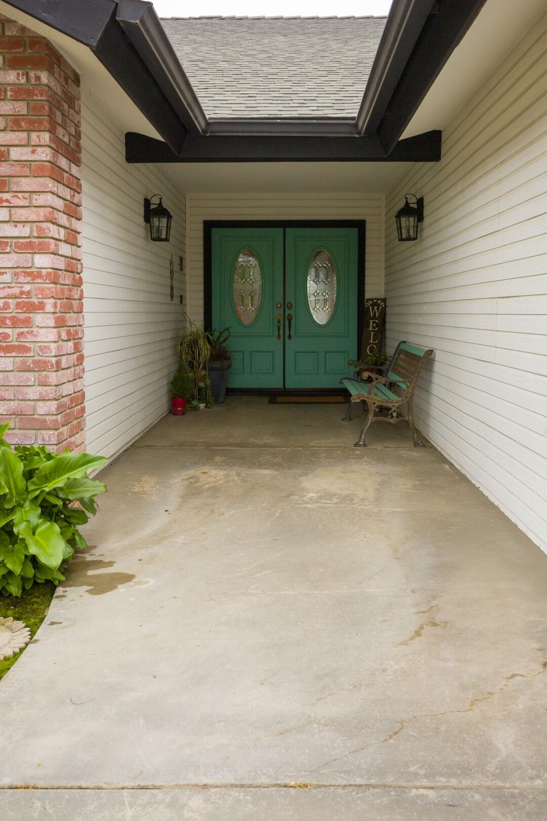 434 N Jennifer Way, Porterville, CA 93257