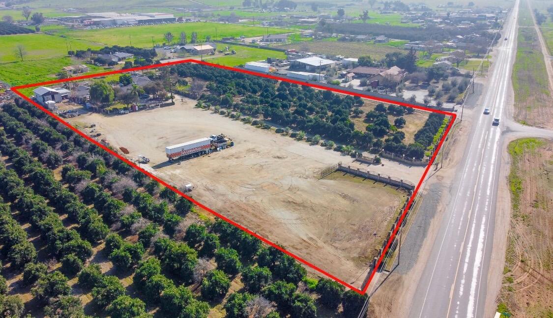 18234 Orange Belt Dr, Porterville, CA 93257