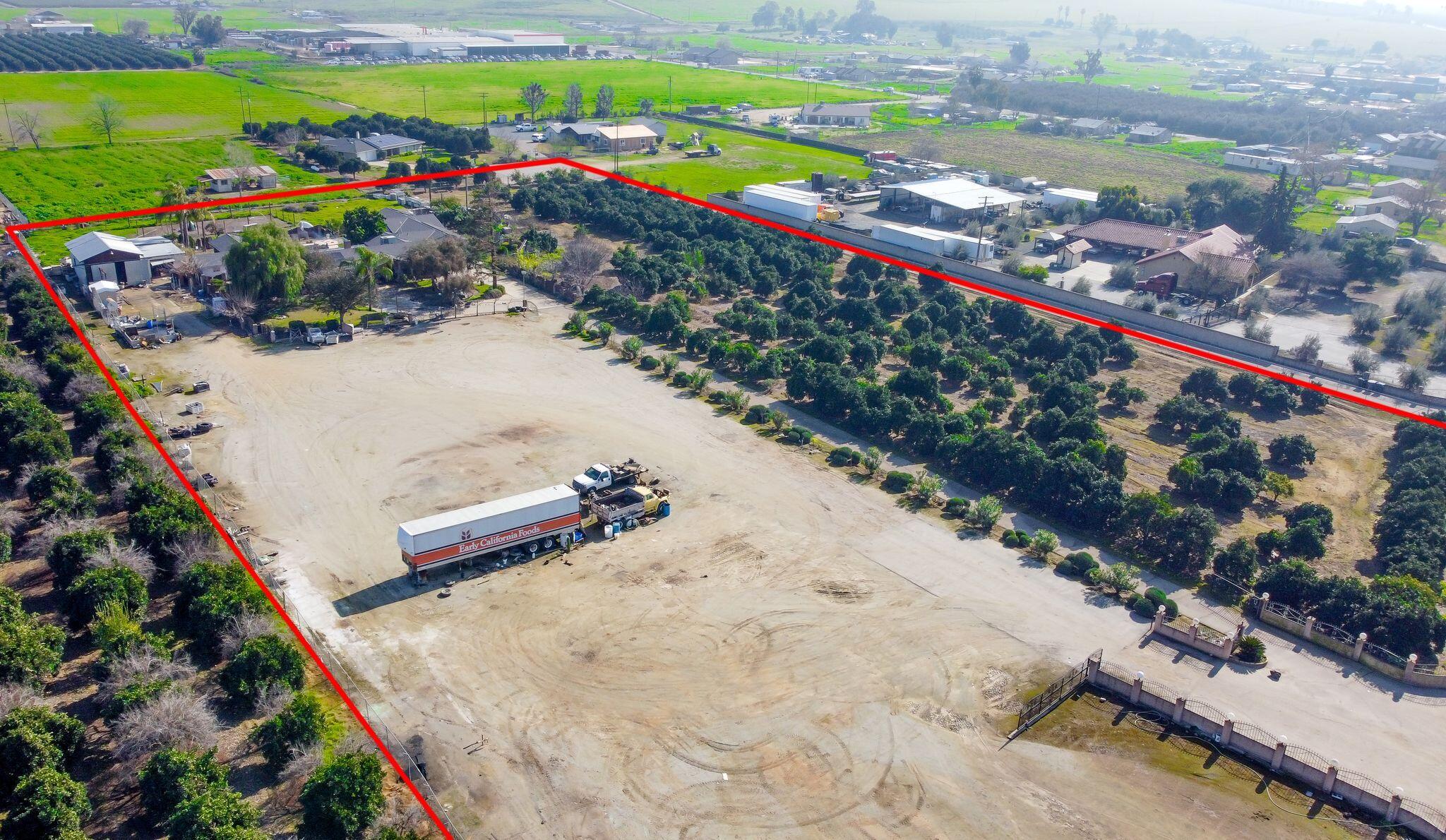 18234 Orange Belt Dr, Porterville, CA 93257