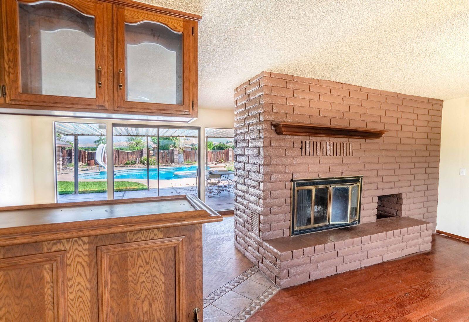 18234 Orange Belt Dr, Porterville, CA 93257