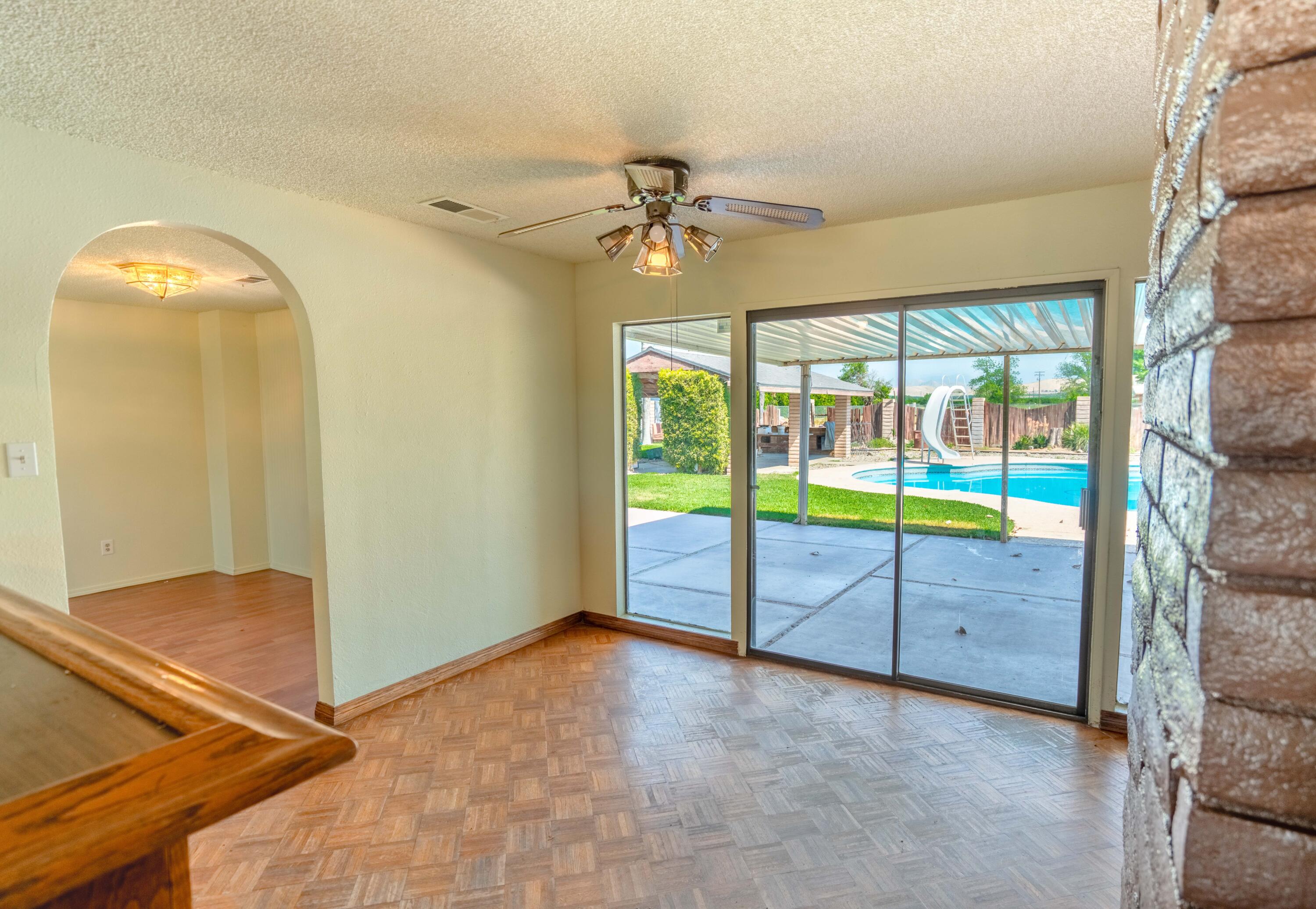 18234 Orange Belt Dr, Porterville, CA 93257