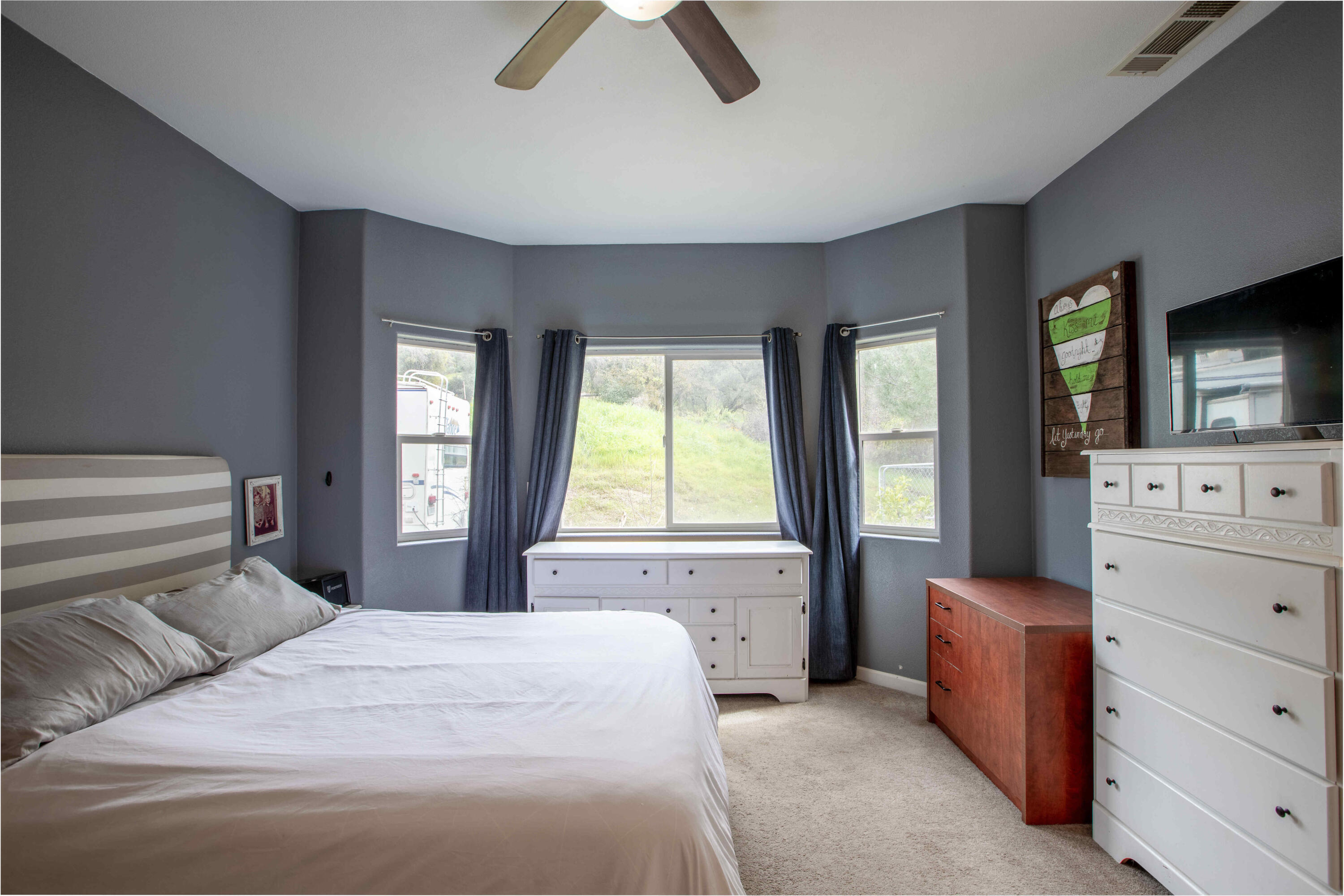 39313 Squaw Valley Rd, Yokuts Valley, CA 93675